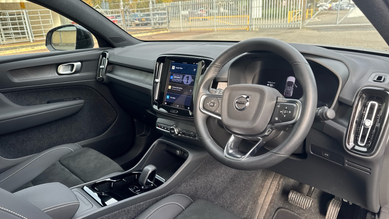 Volvo C40 170kW Recharge Plus 69kWh 5dr Auto Electric Estate